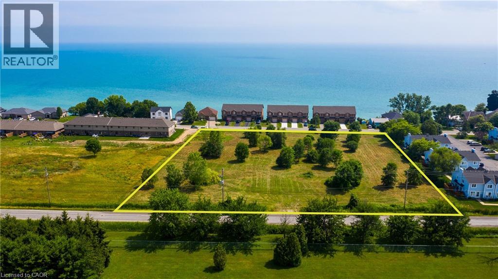 38 New Lakeshore Road Property Photo 2