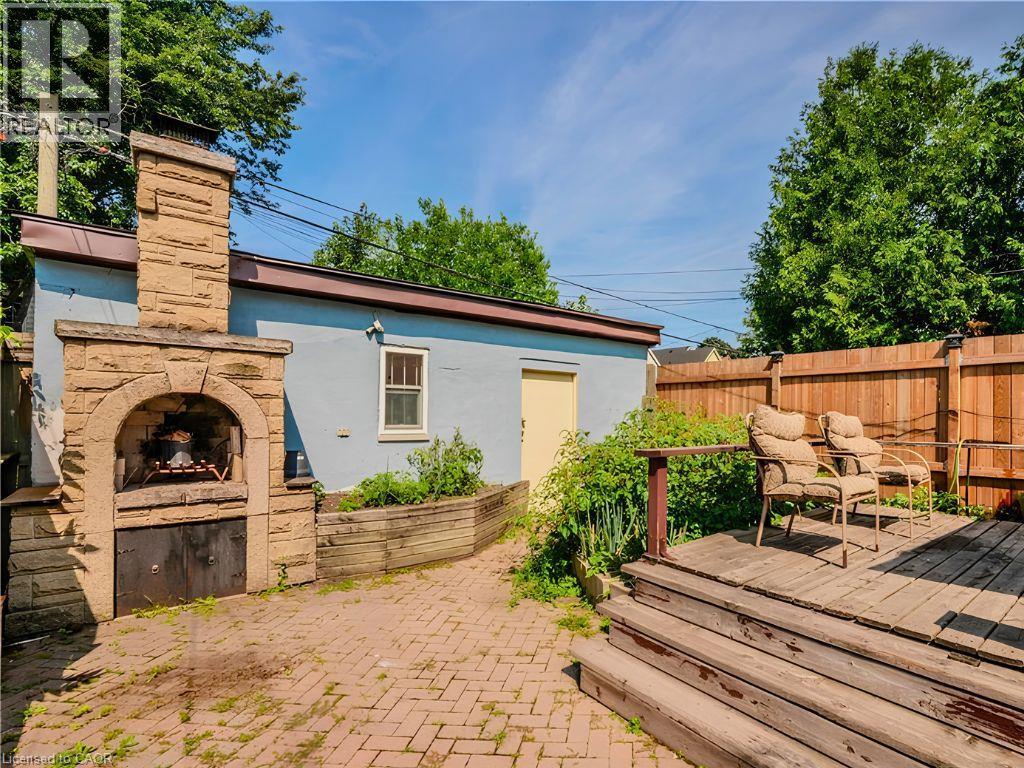 31 Kinrade Avenue Property Photo 3