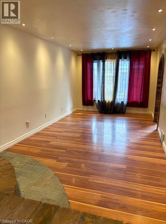 31 Kinrade Avenue Property Photo 7