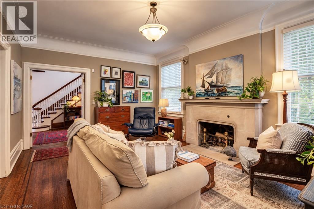5 Undercliffe Avenue Property Photo 11