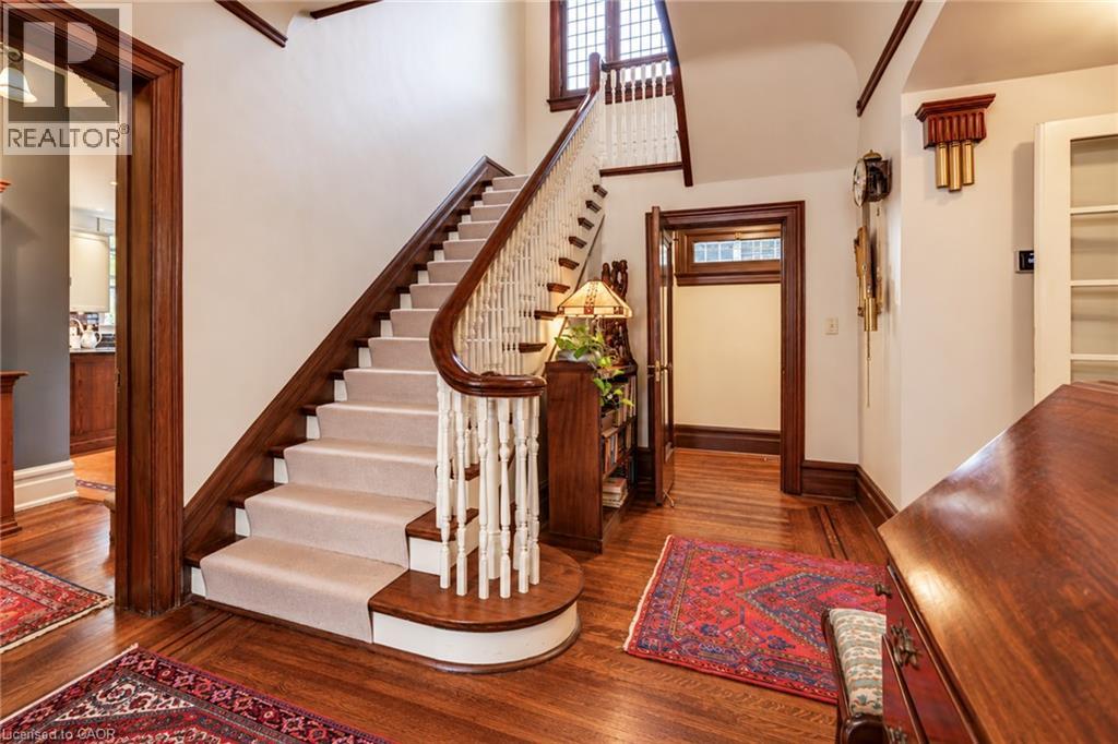 5 Undercliffe Avenue Property Photo 20