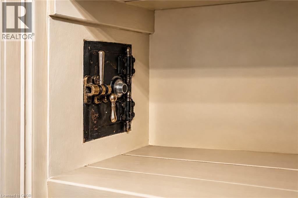 5 Undercliffe Avenue Property Photo 26