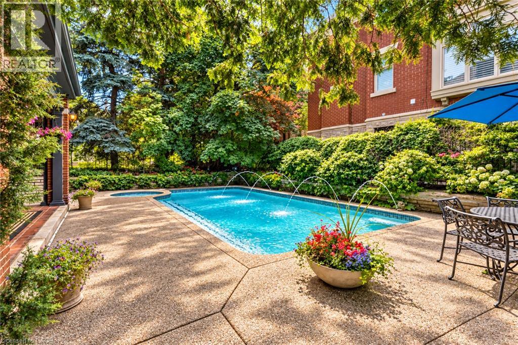 5 Undercliffe Avenue Property Photo 46
