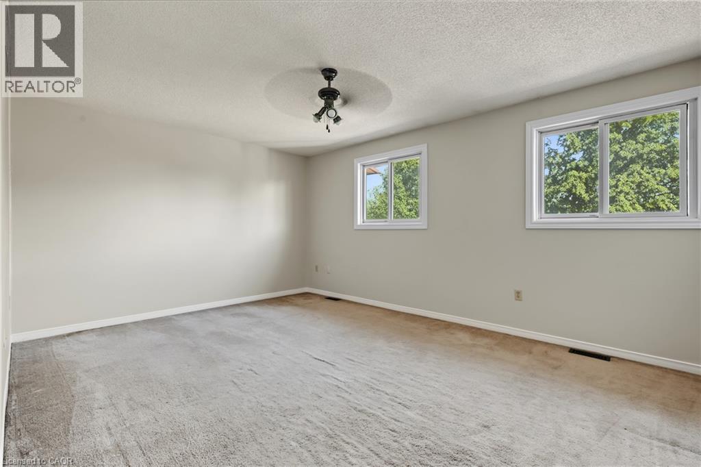 391 Stone Church Road E Unit# 14 Property Photo 16
