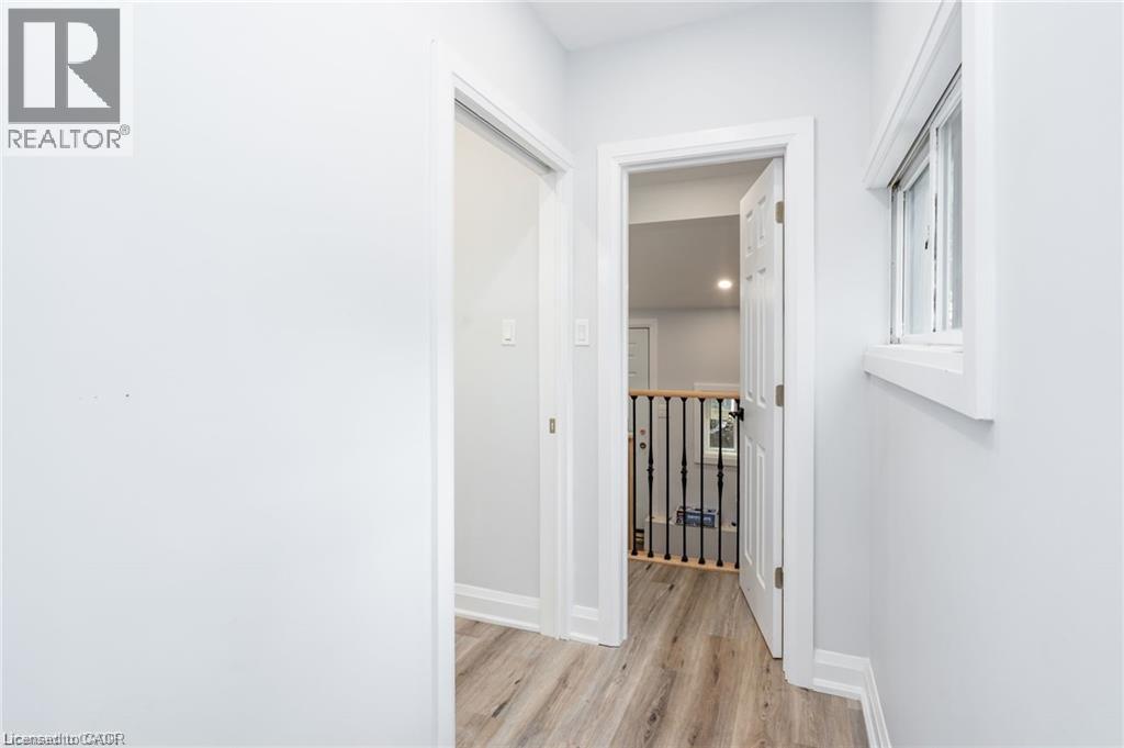 100 Rosethorn Avenue Property Photo 12