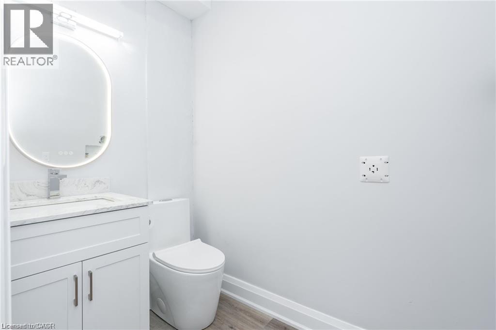 100 Rosethorn Avenue Property Photo 13