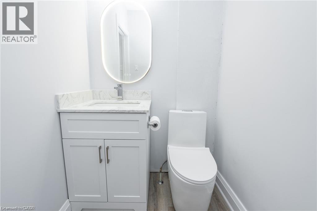 100 Rosethorn Avenue Property Photo 14