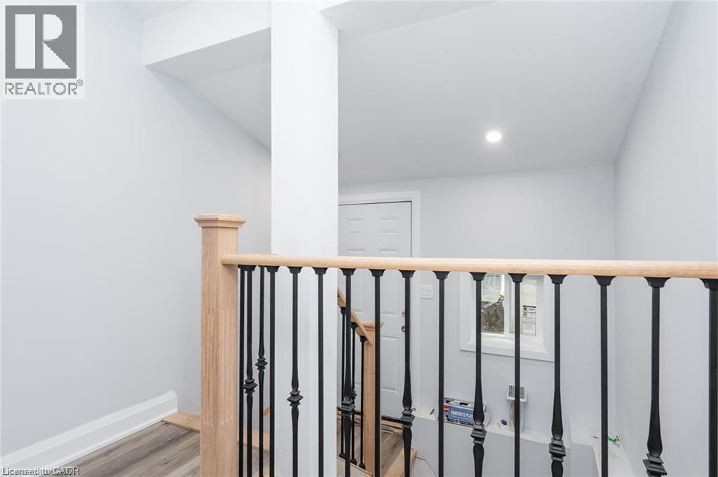 100 Rosethorn Avenue Property Photo 27