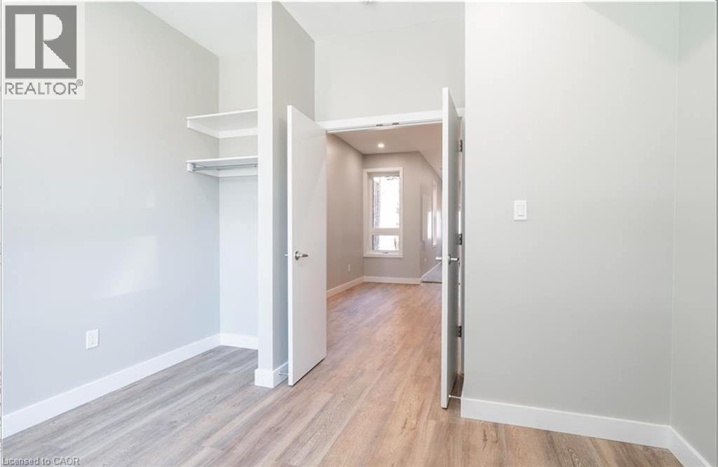 104 Wellington Street N Unit# 2 Property Photo 6