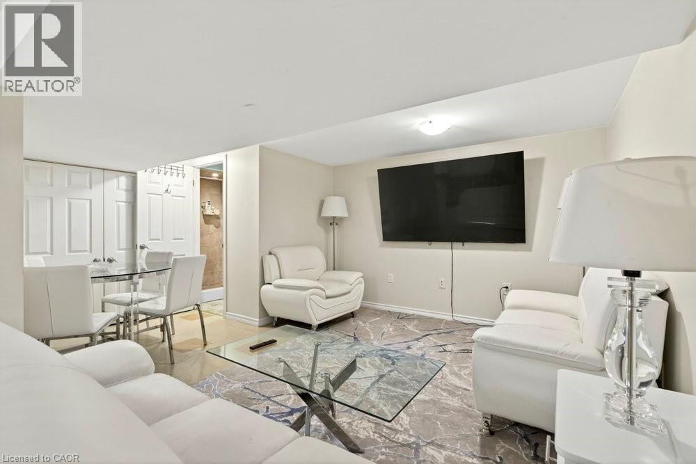 20 St Charles Drive Property Photo 14