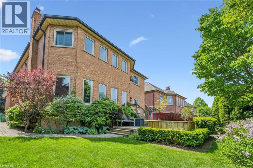 1217 Sugar Maple Court Property Photo 48