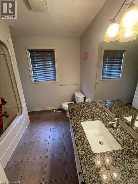 278 Briarmeadow Drive Unit# Upper Property Photo 11