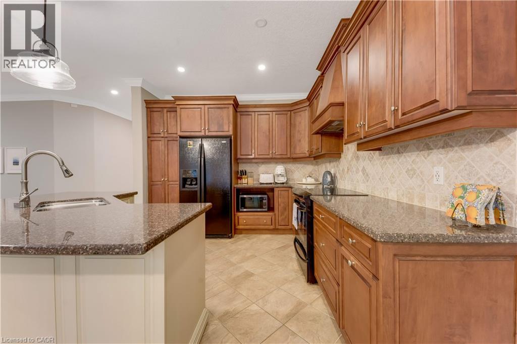 213 Edgewater Crescent Property Photo 14