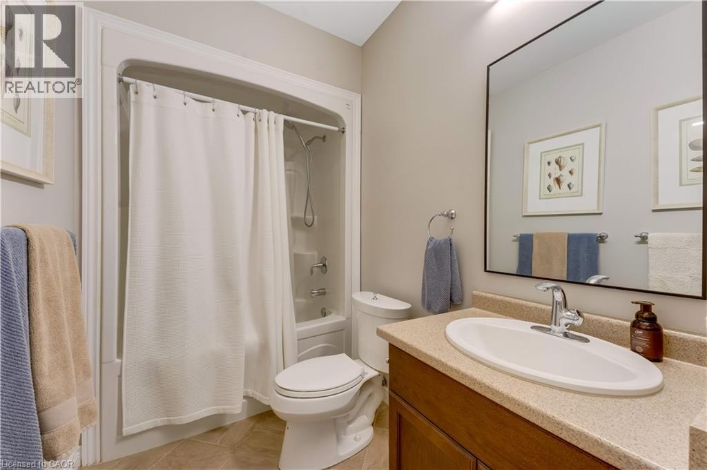 213 Edgewater Crescent Property Photo 36