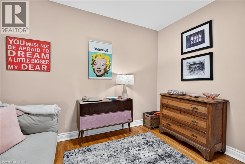 592 Aberdeen Avenue Property Photo 28