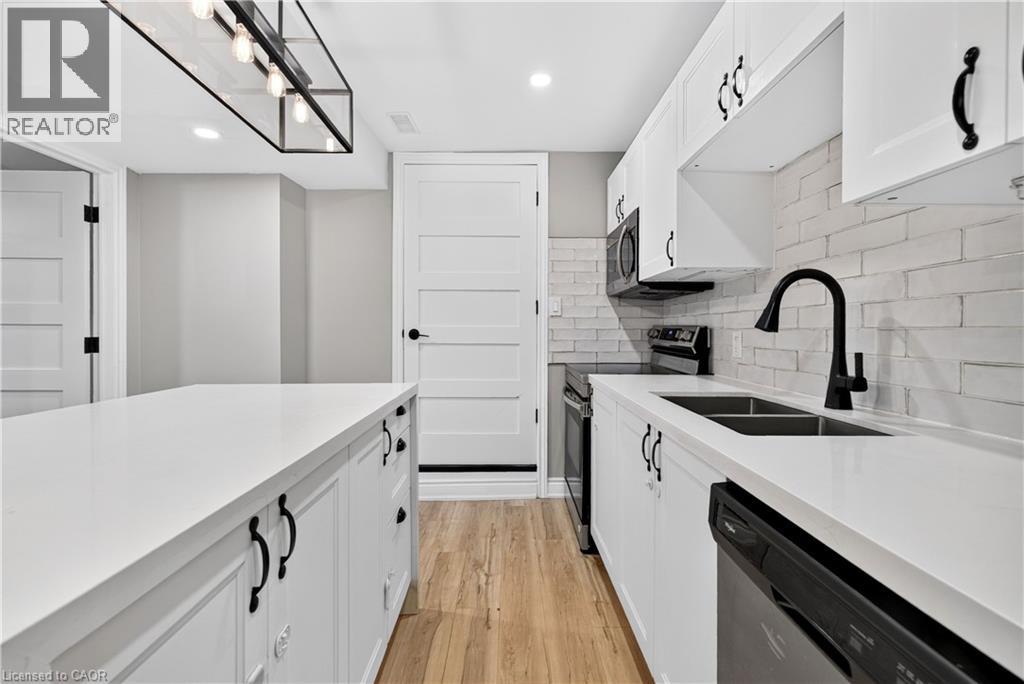 592 Aberdeen Avenue Property Photo 36