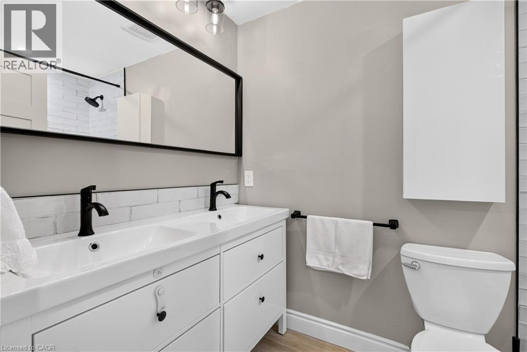 592 Aberdeen Avenue Property Photo 43