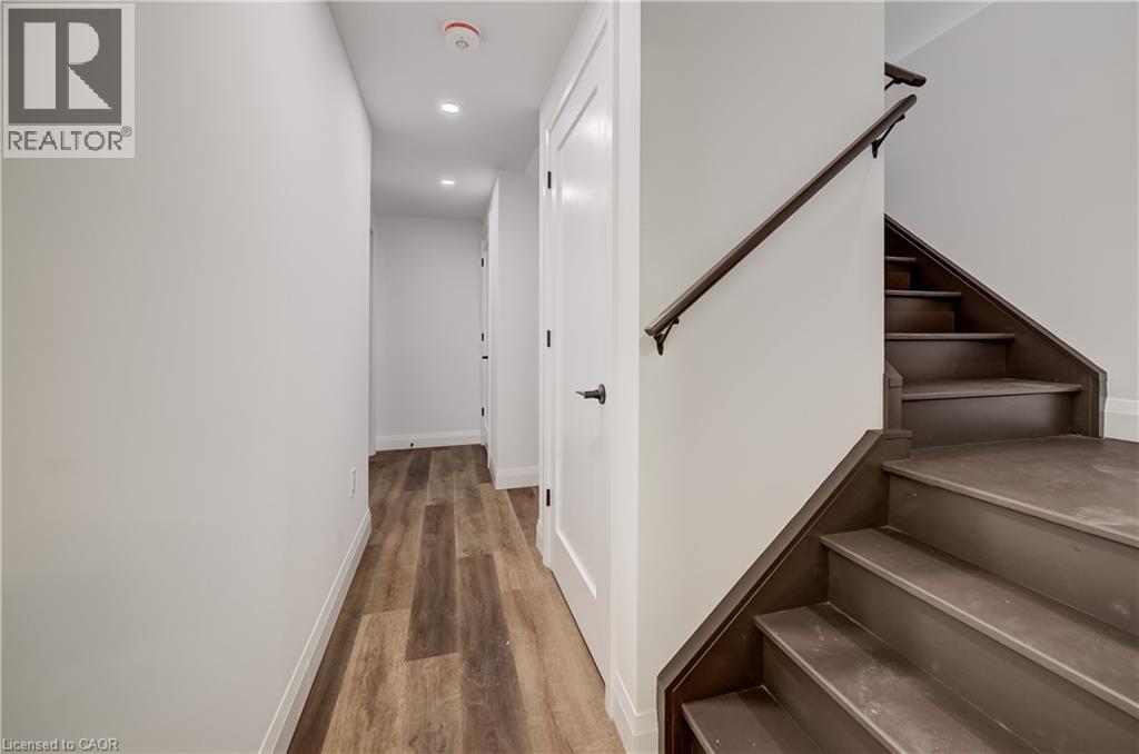 573 Guelph Street Unit# Lower Property Photo 3