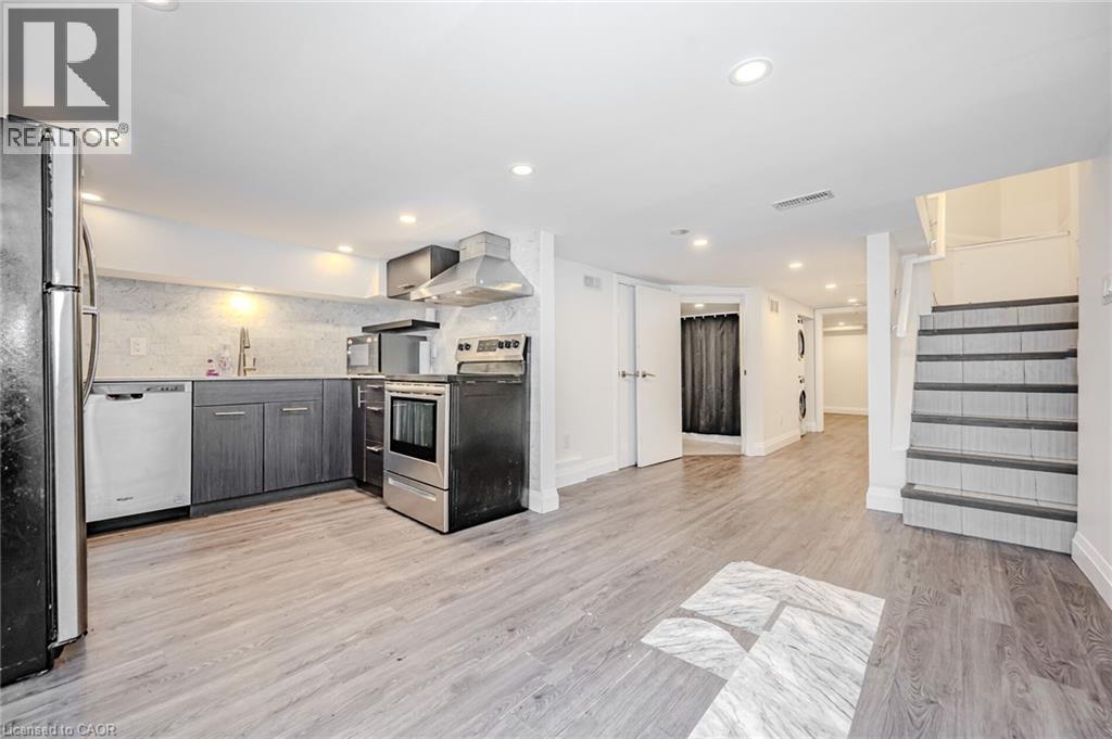 74 Cathcart Street Property Photo 40