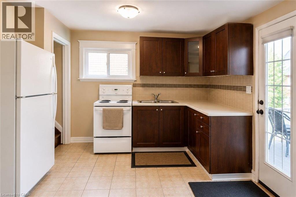 41 Carrick Avenue Unit# 2 Property Photo 4