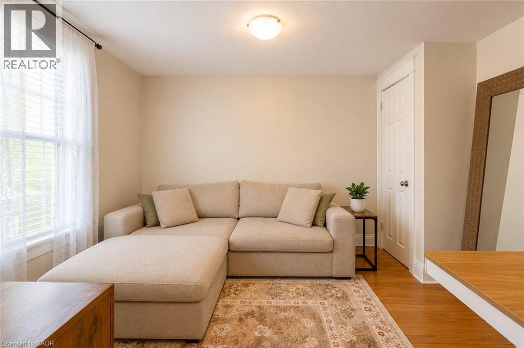 41 Carrick Avenue Unit# 2 Property Photo 5