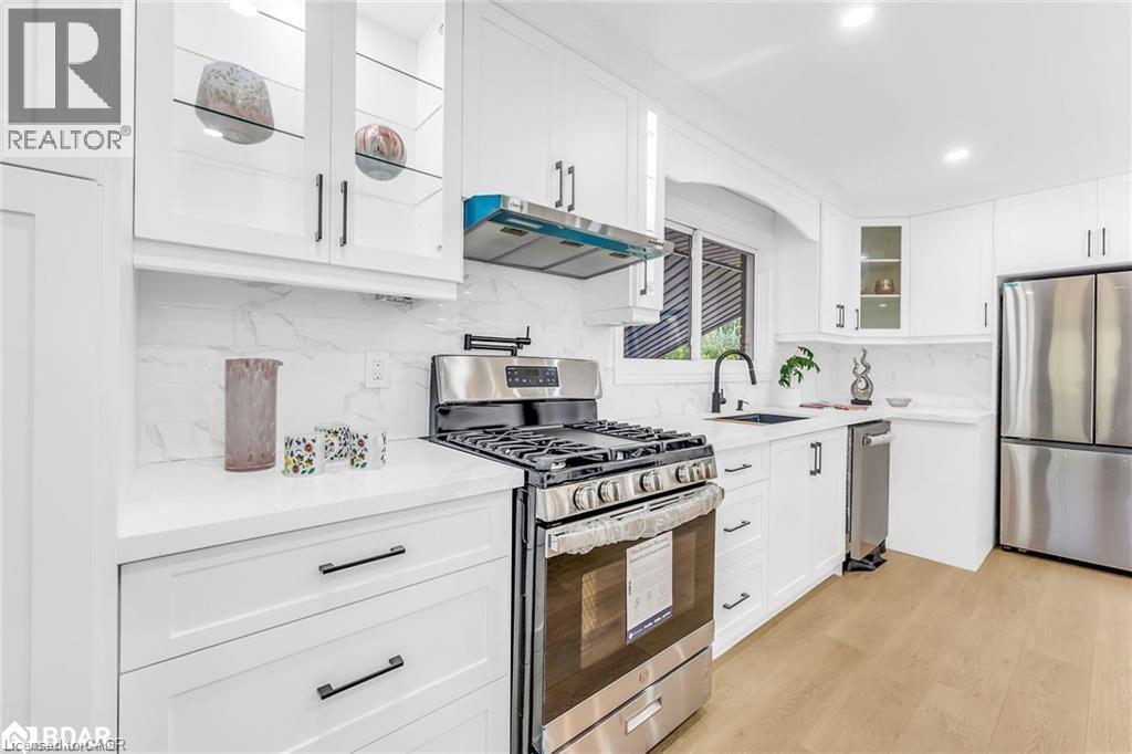 170 Terrace Drive Unit# Upper Property Photo 3