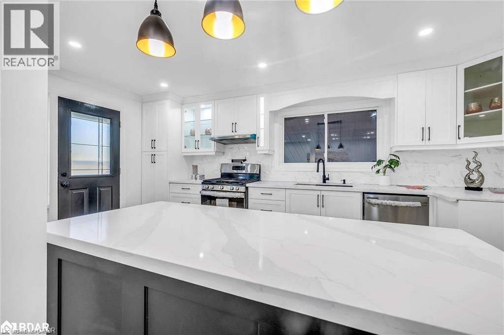170 Terrace Drive Unit# Upper Property Photo 5