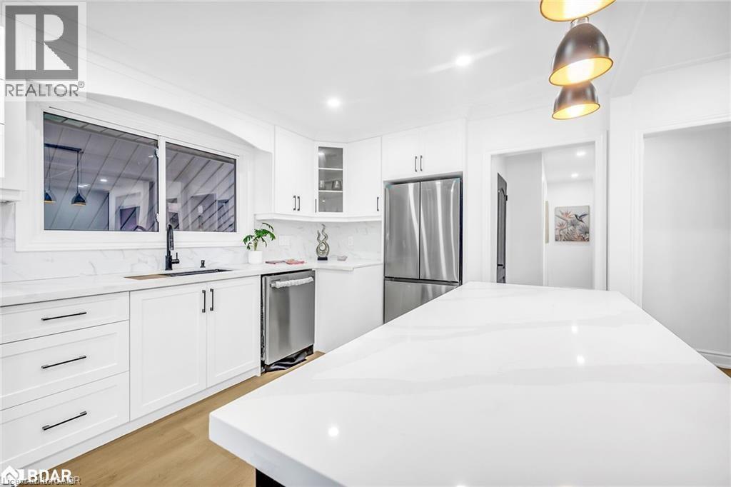 170 Terrace Drive Unit# Upper Property Photo 6