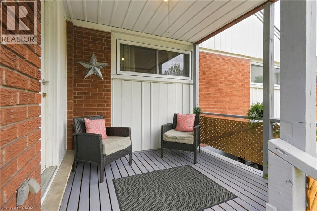 215 West 33rd Street Property Photo 46