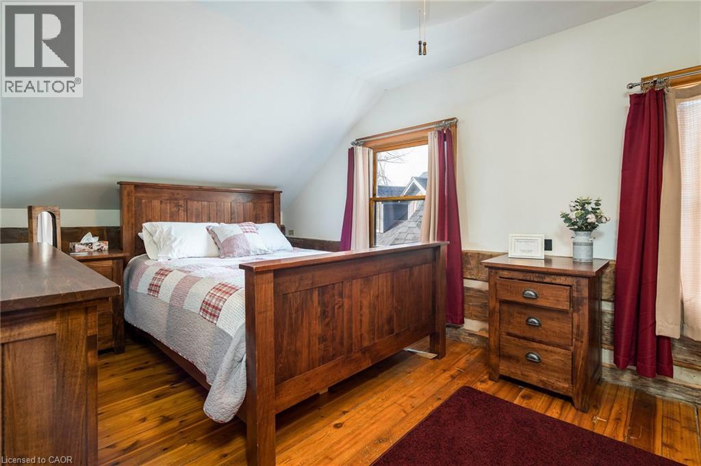 4 Buckingham Boulevard Property Photo 24