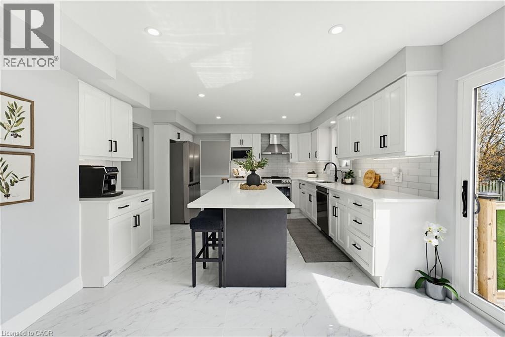 15 Danube Drive Property Photo 12