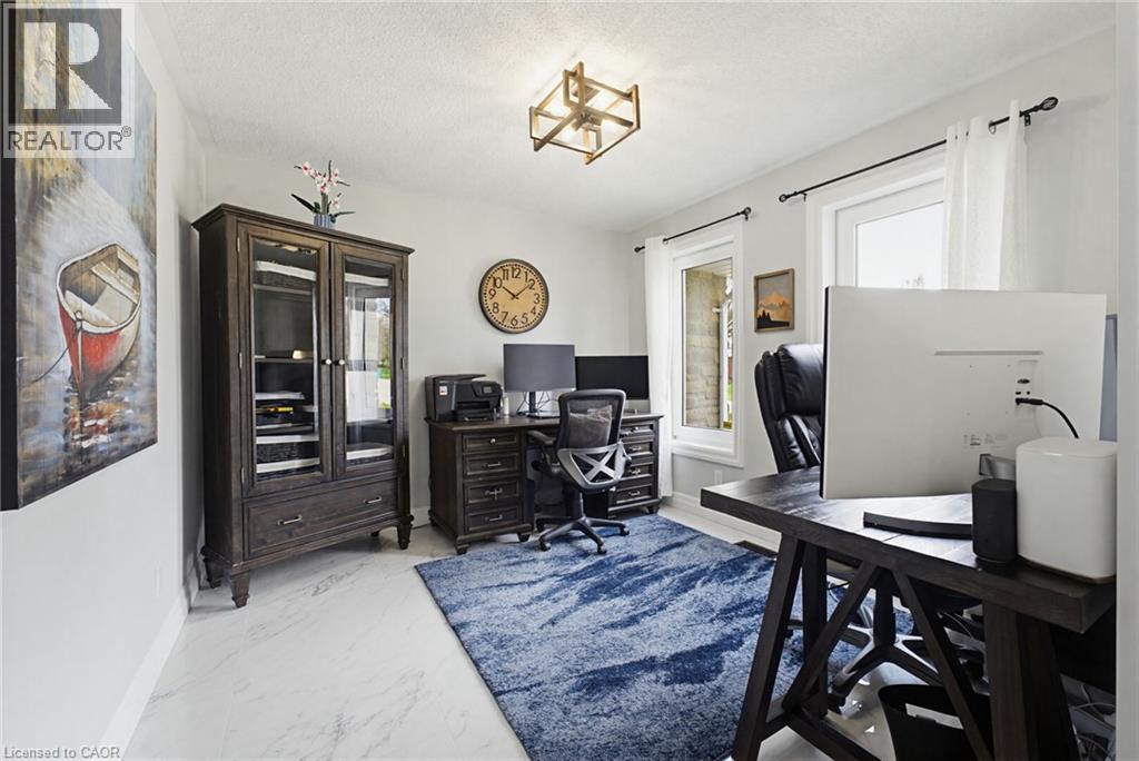 15 Danube Drive Property Photo 17