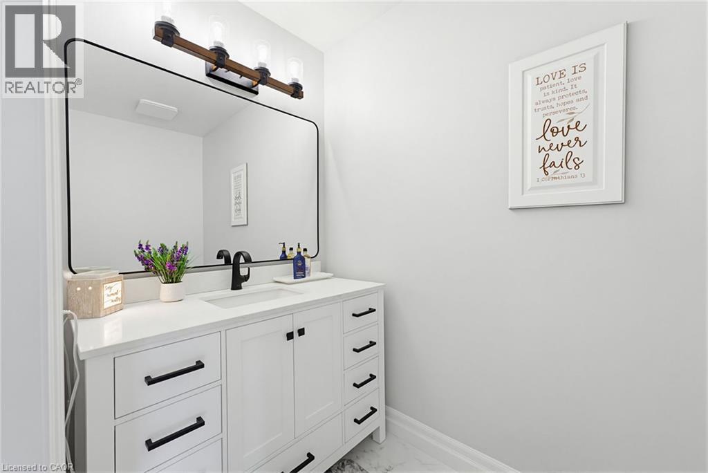 15 Danube Drive Property Photo 18