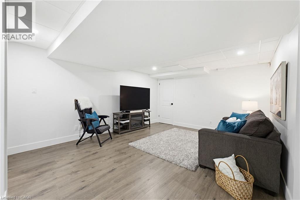 15 Danube Drive Property Photo 32