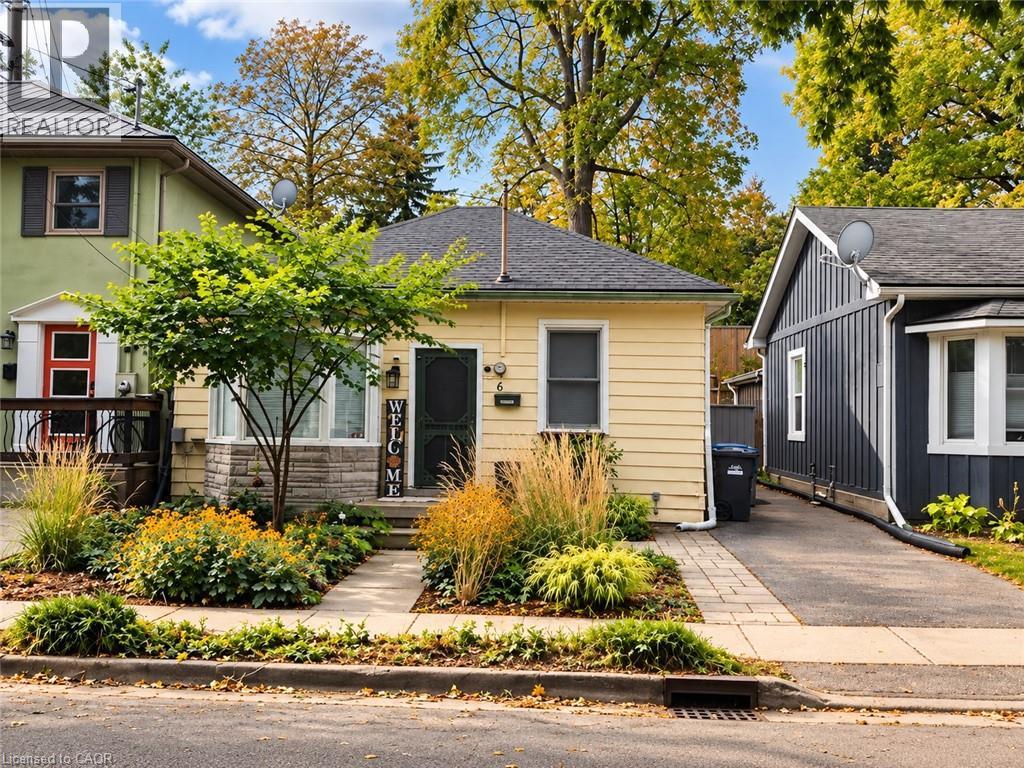 6 Dufferin Street Property Photo 2