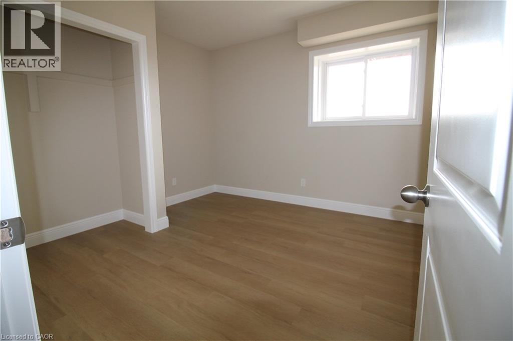 1395 Bleams Road Unit# 2 Property Photo 4
