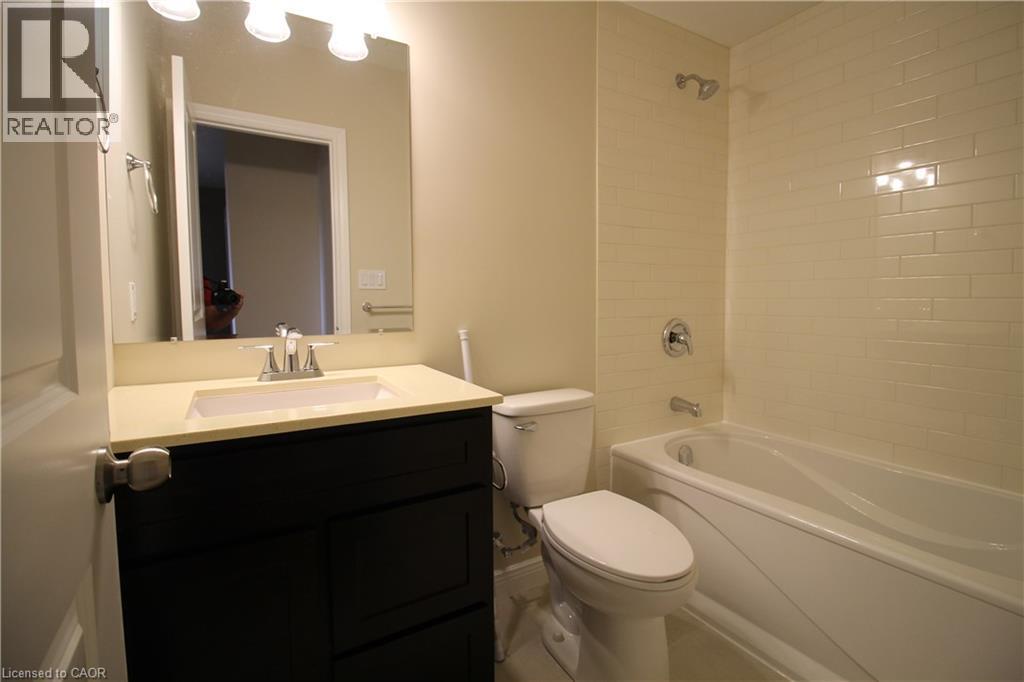 1395 Bleams Road Unit# 2 Property Photo 6