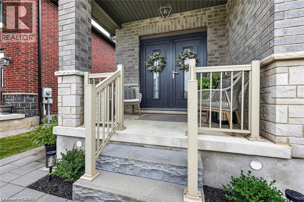 9 Gibbons Road Property Photo 3
