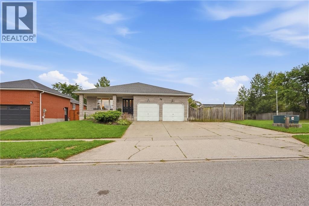 76 Madeira Crescent Property Photo 29