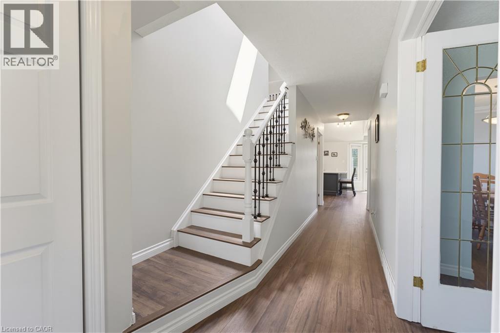 32 Stonehaven Place Property Photo 7