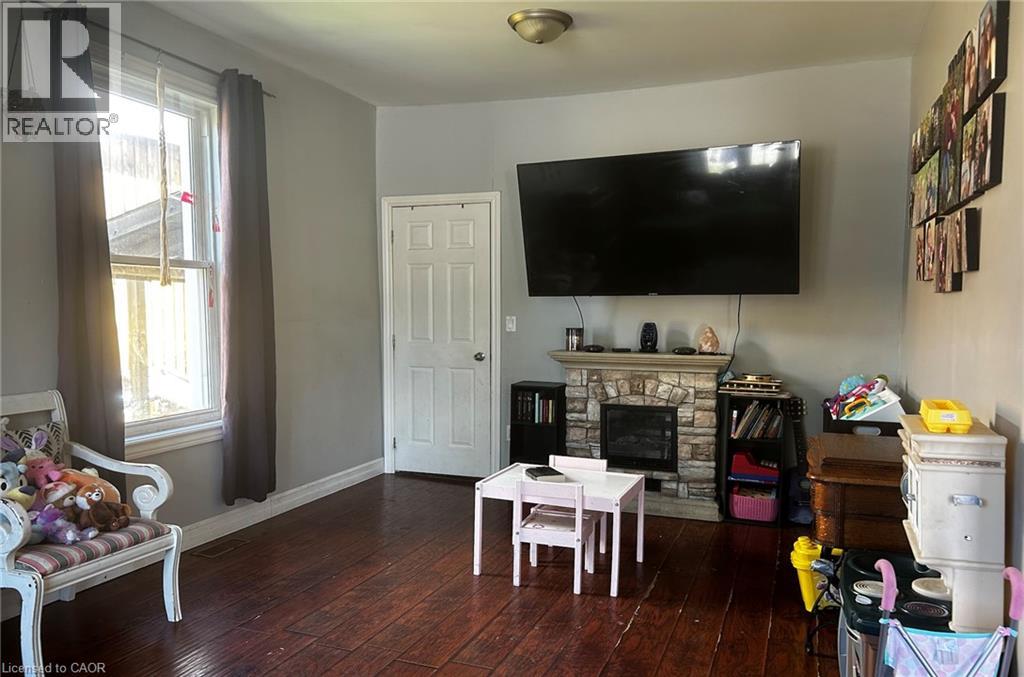 8 Nelson Street Property Photo 12