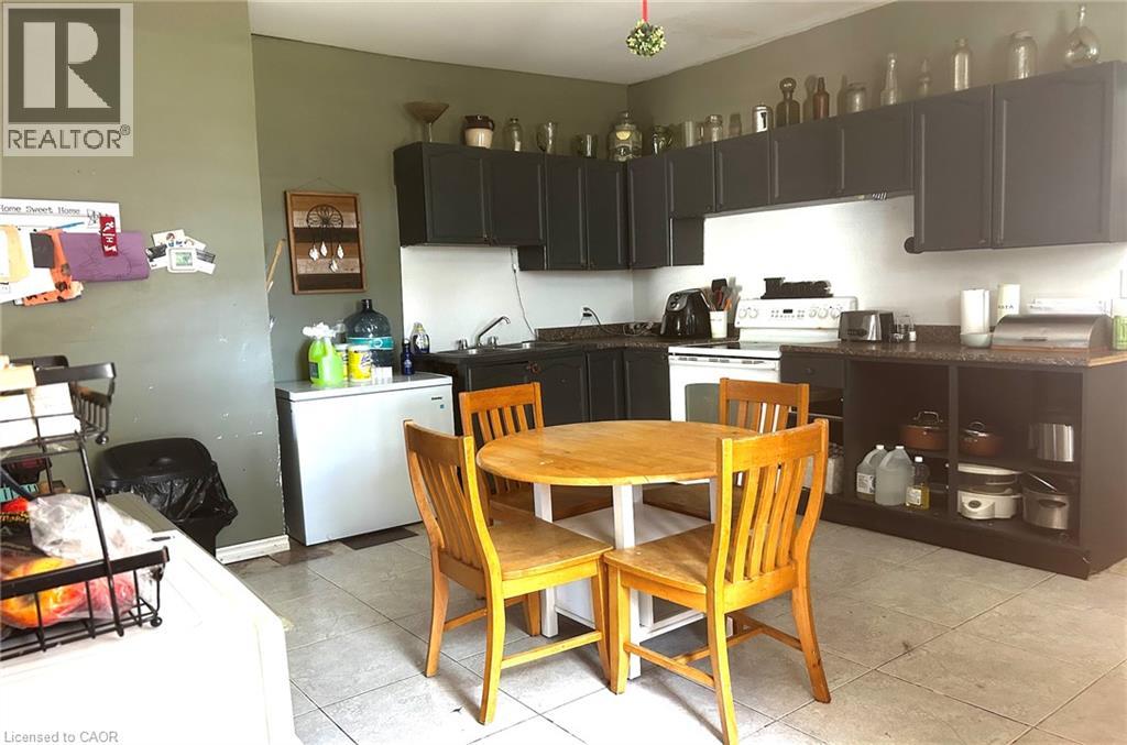 8 Nelson Street Property Photo 14