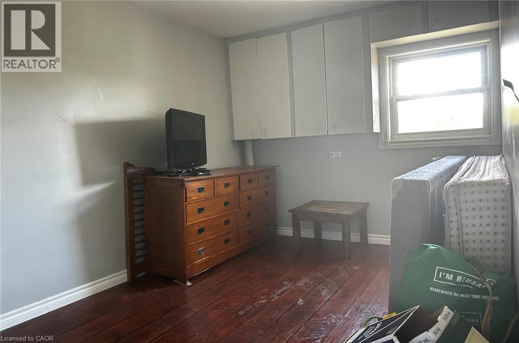 8 Nelson Street Property Photo 17