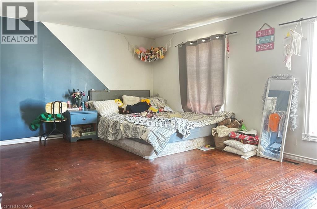 8 Nelson Street Property Photo 19
