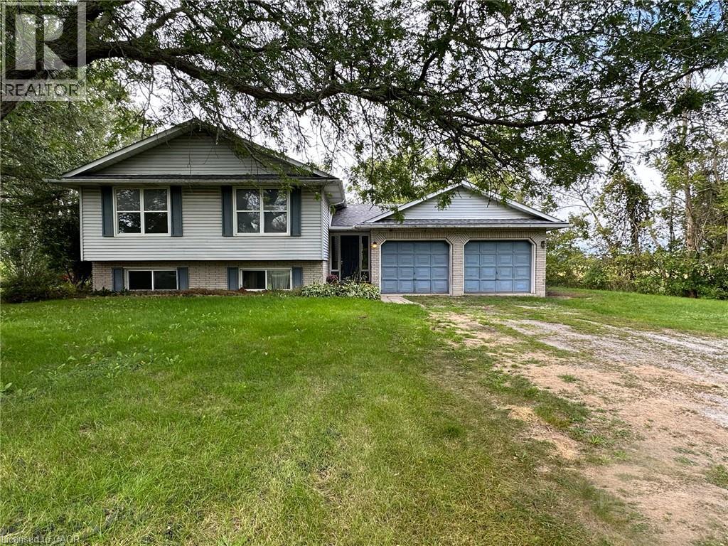 1919 Highway 3 E Property Photo 1