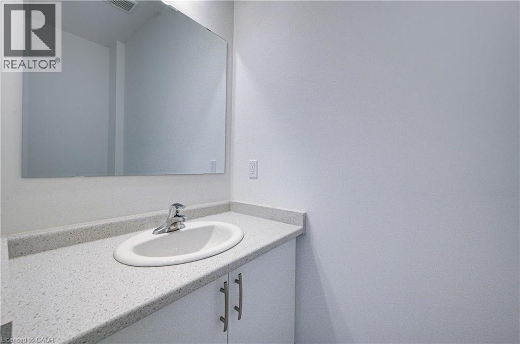 10 Munn Crescent Property Photo 4