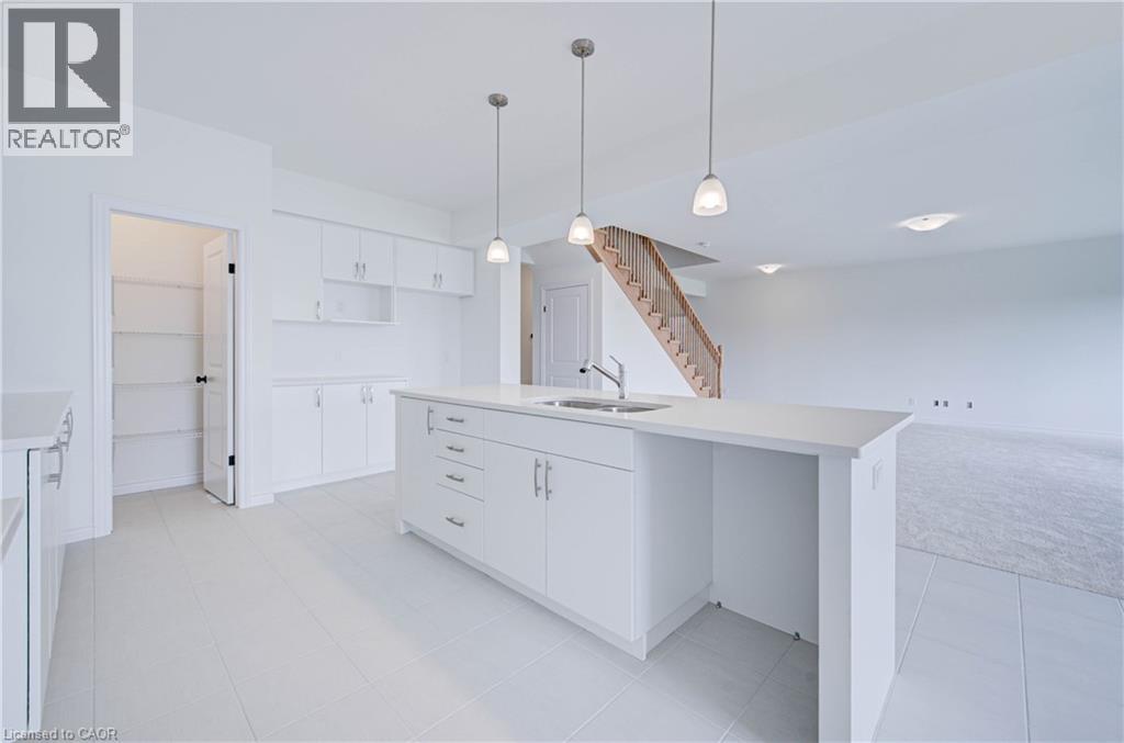 10 Munn Crescent Property Photo 11