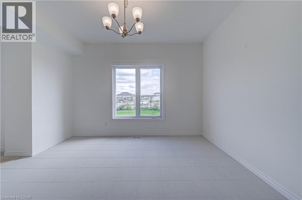 10 Munn Crescent Property Photo 14