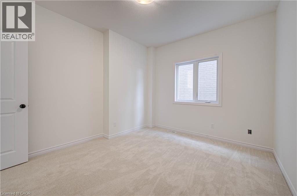 10 Munn Crescent Property Photo 17