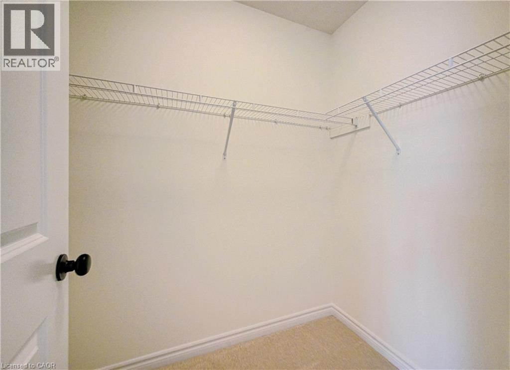 10 Munn Crescent Property Photo 32